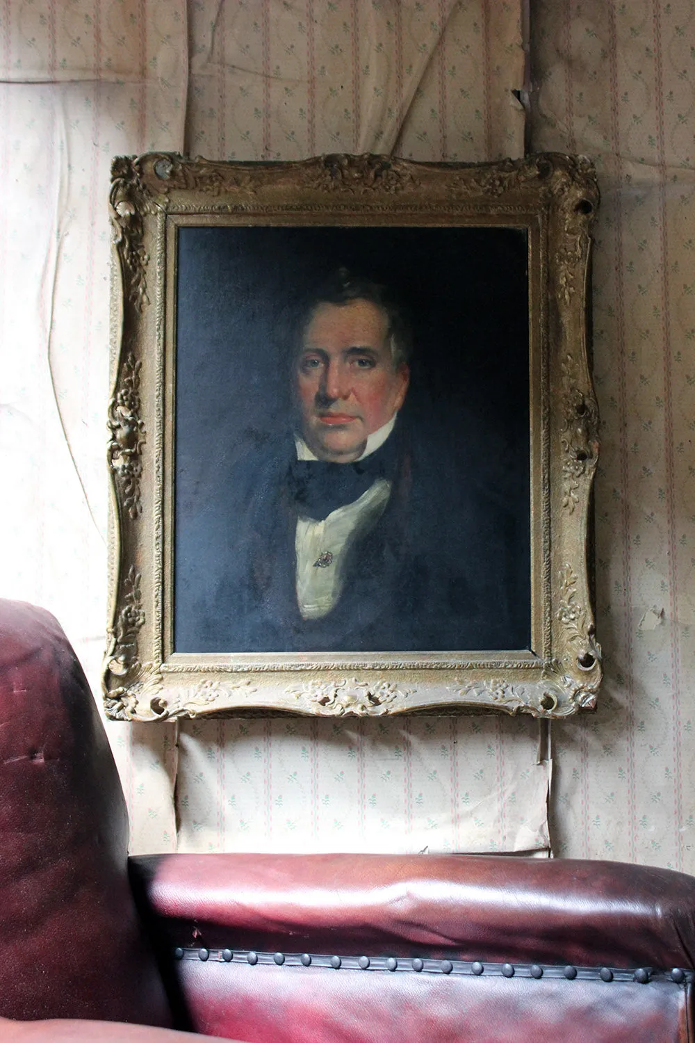 A 19thC English School Oil on Board Portrait of a Gentleman c.1870