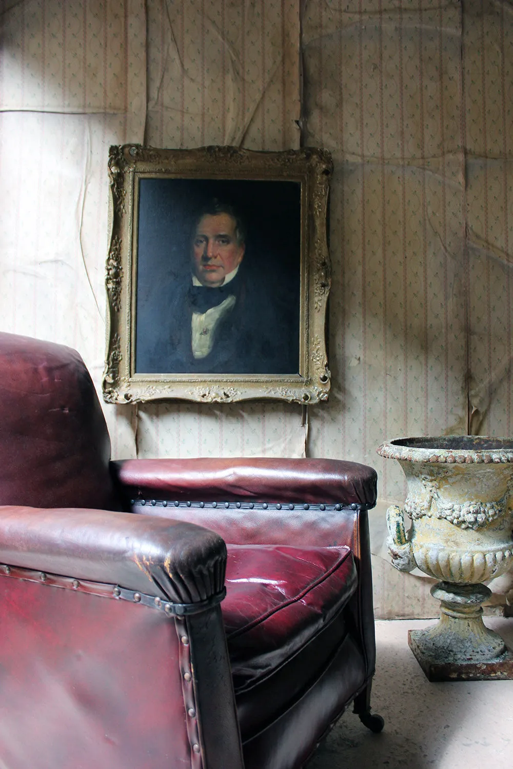 A 19thC English School Oil on Board Portrait of a Gentleman c.1870