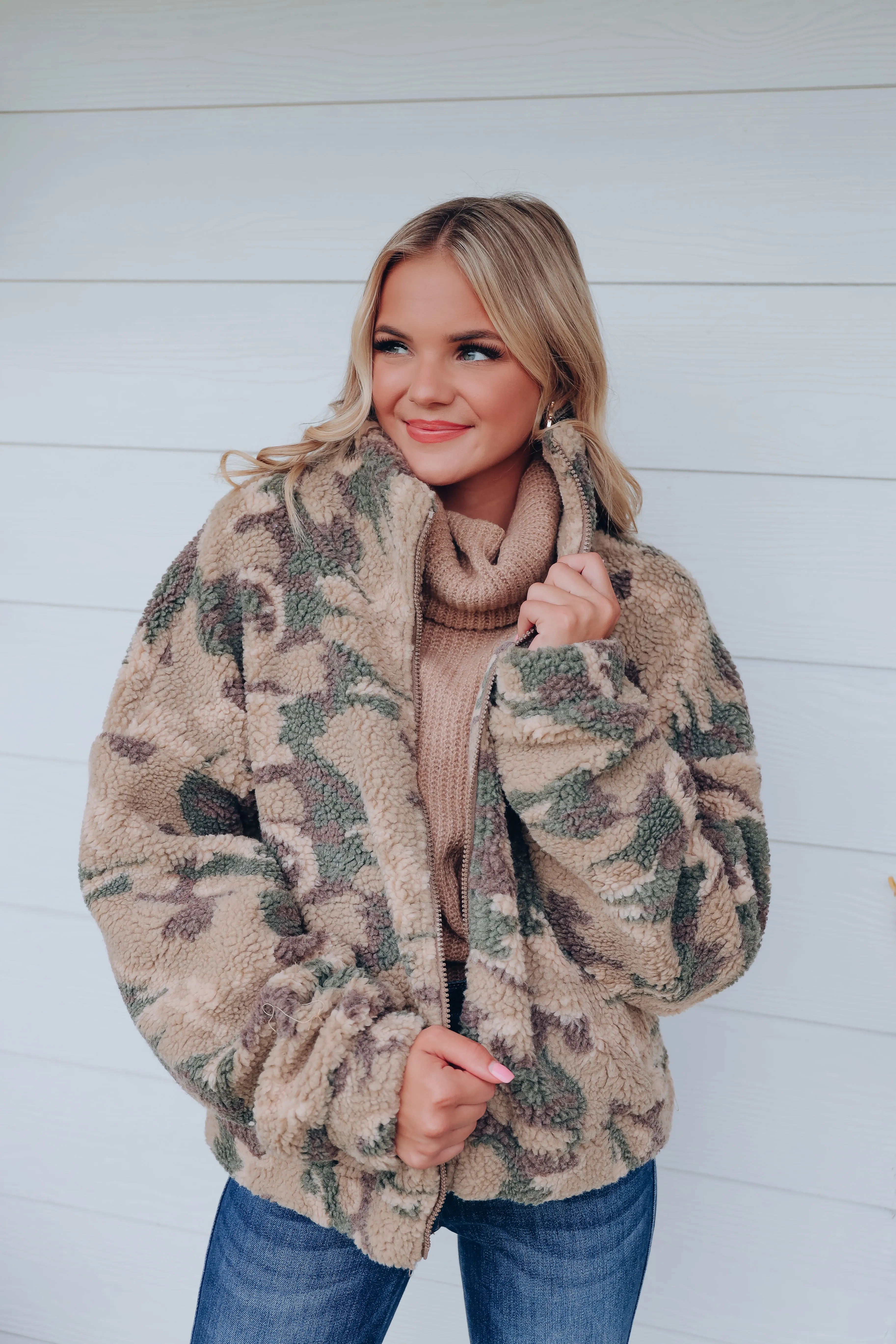 Camo Print Sherpa Jacket - Mocha