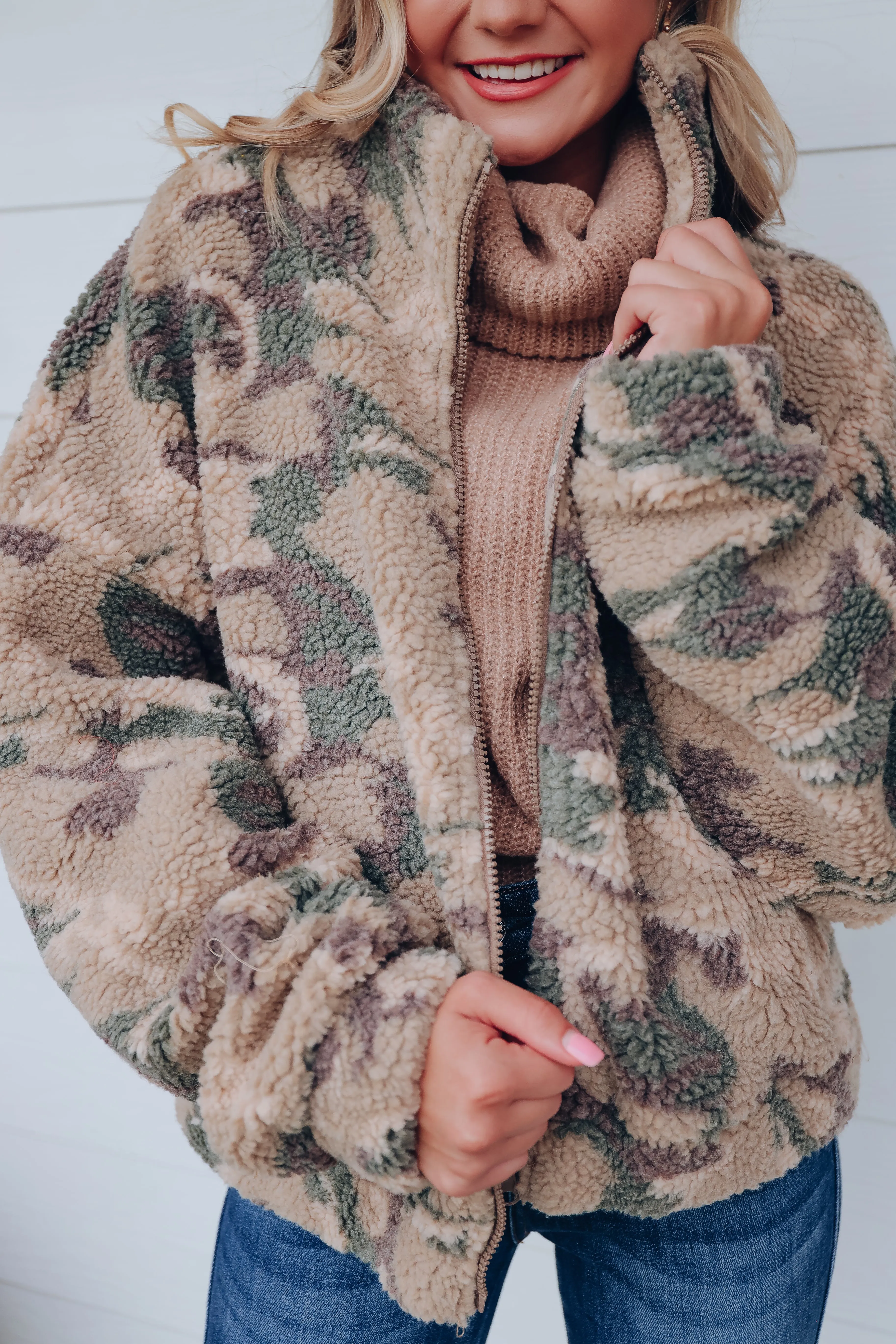 Camo Print Sherpa Jacket - Mocha